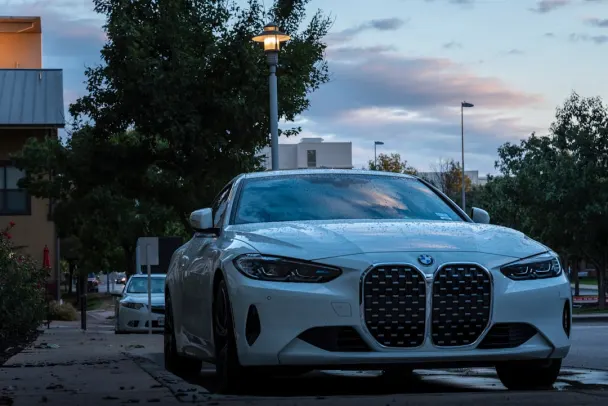 Καζίνο Μαντ Μόνι Εφαρμογή Android/iOS